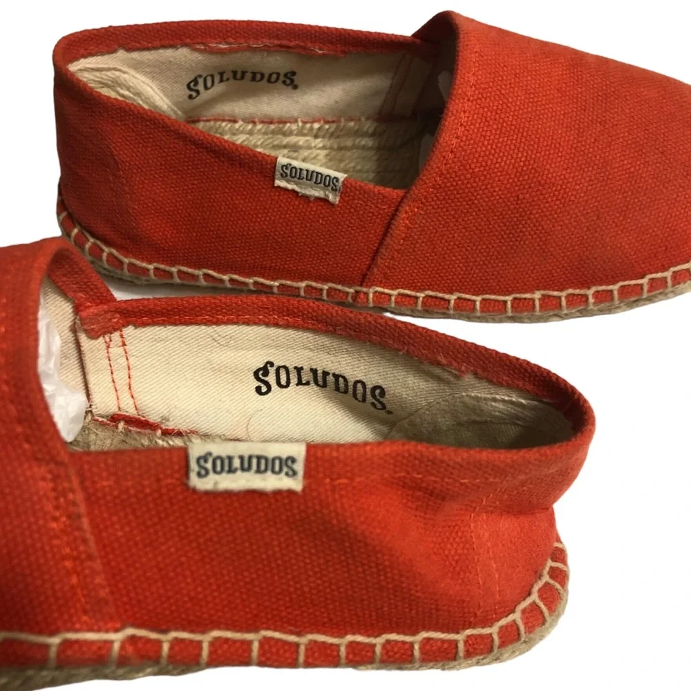 SOLUDOS Dali Espadrilles in Tangerine Red Size 5